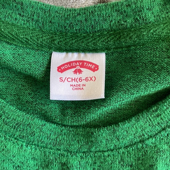 Green Christmas long sleeve - Picture 3 of 3